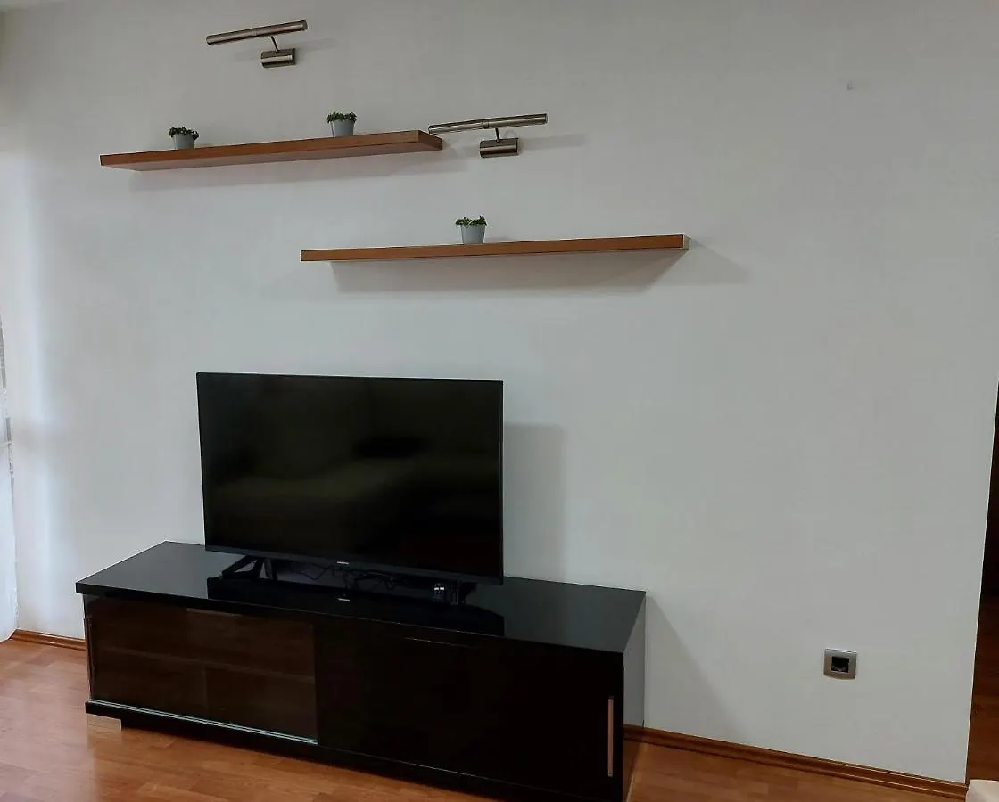 Hestia 3 Bdr Apartment Split